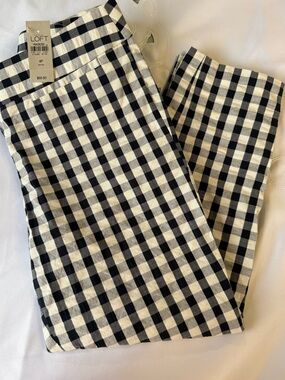 Loft, Marisa cropped pants in a black and white checkered pattern. 4P